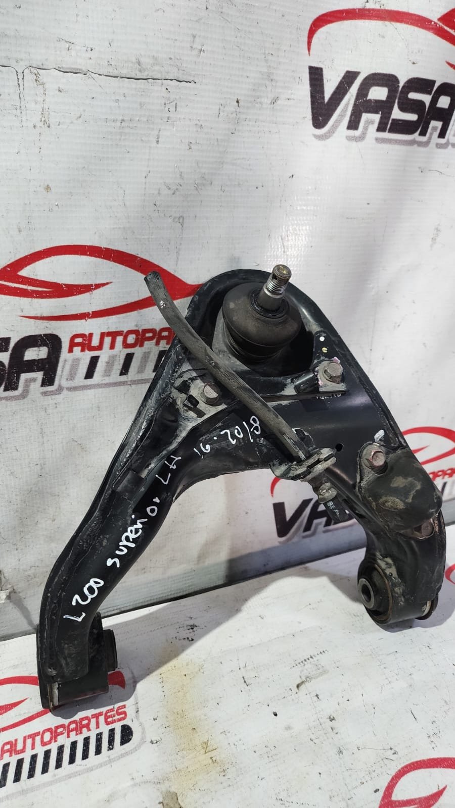 horquilla superior izquierda mitsubishi l200 2016–2019 horquilla superior izquierda mitsubishi l200 2016–2019