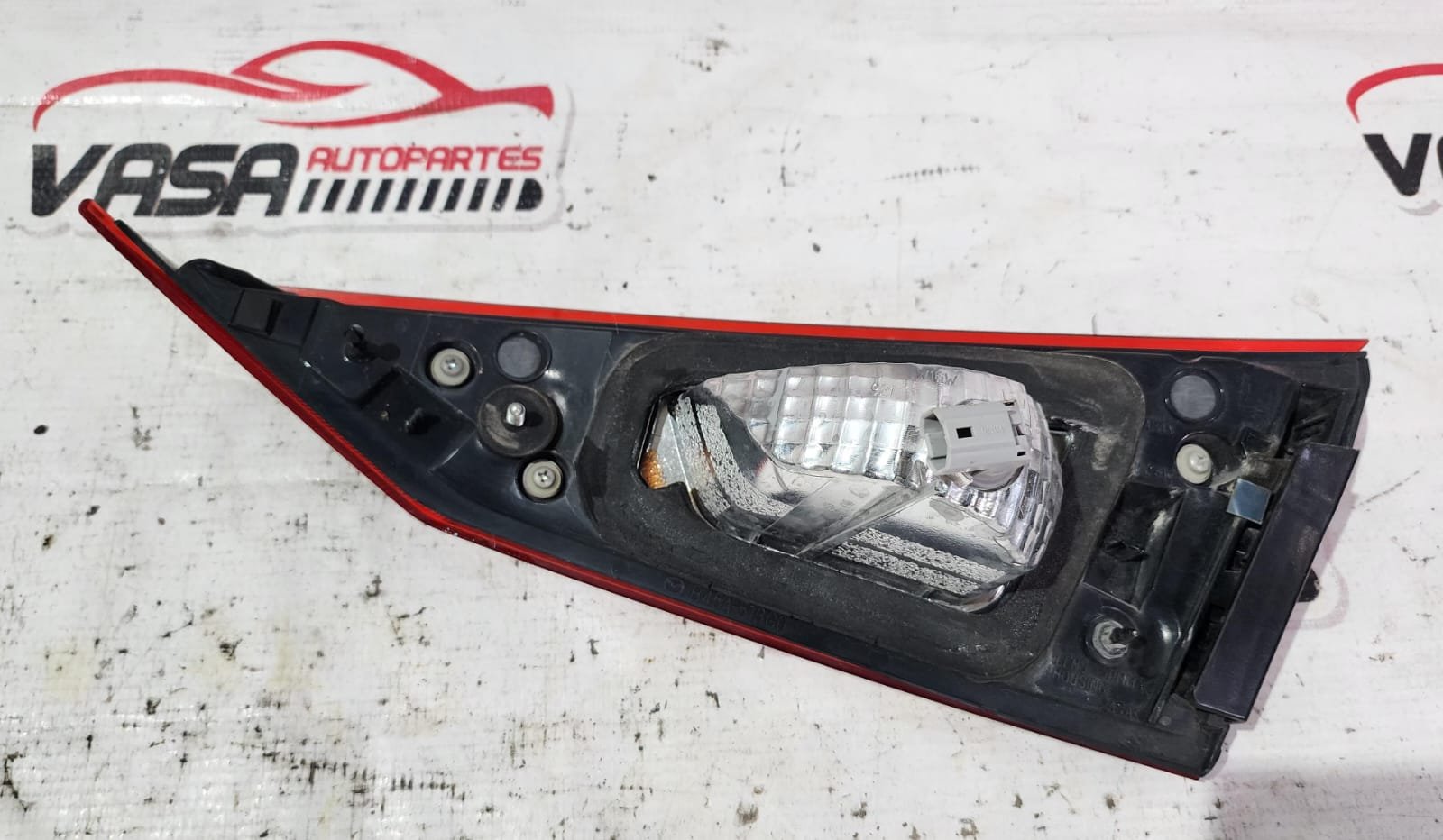 intercalavera izquierda halógena mazda 3 2014–2018 intercalavera izquierda halógena mazda 3 2014–2018