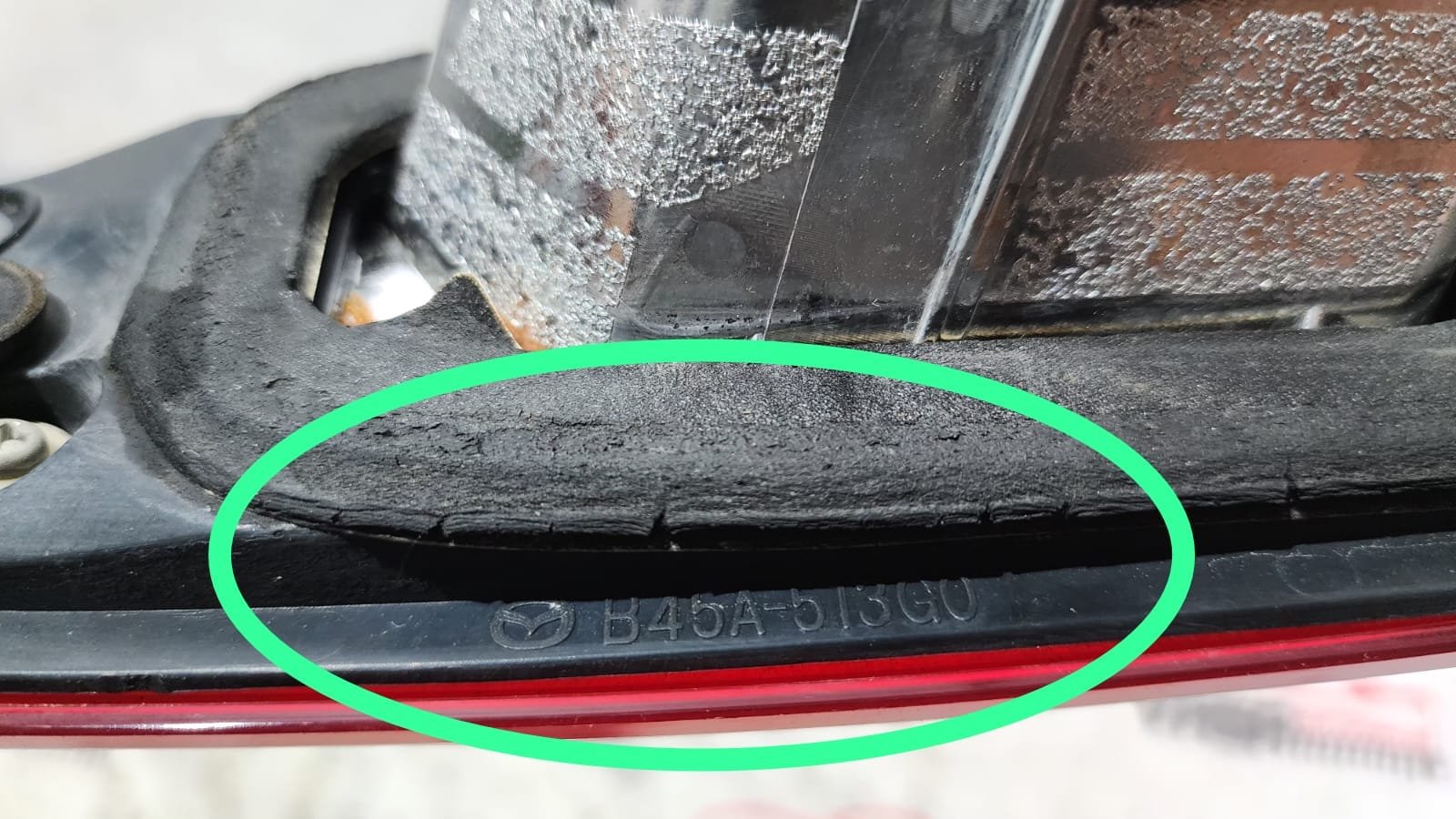intercalavera izquierda halógena mazda 3 2014–2018 intercalavera izquierda halógena mazda 3 2014–2018