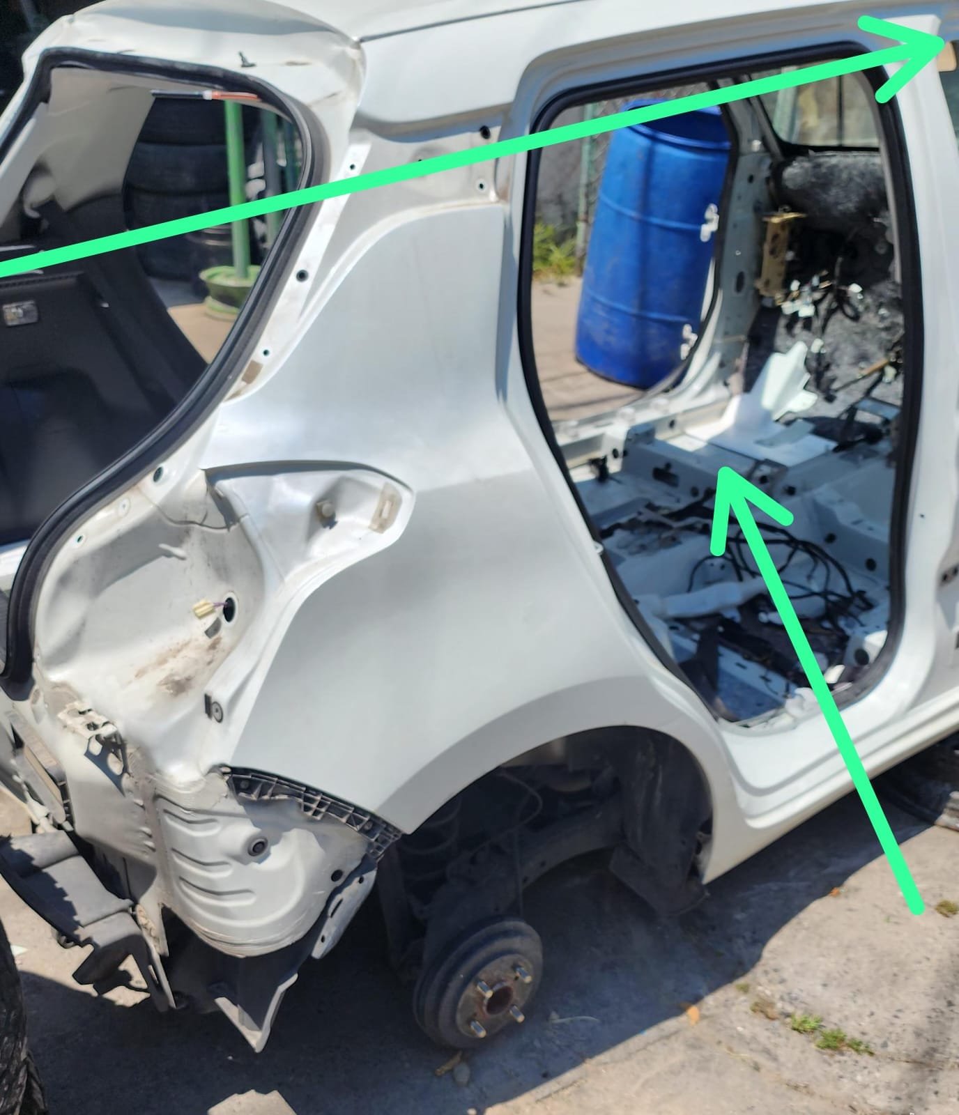 lienzo costado derecho corte suzuki swift 2018–2023 lienzo costado derecho corte suzuki swift 2018–2023