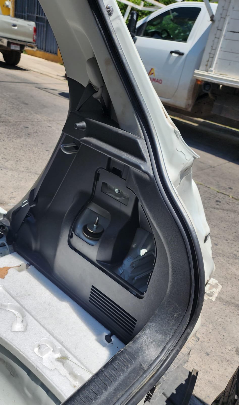 lienzo costado derecho corte suzuki swift 2018–2023 lienzo costado derecho corte suzuki swift 2018–2023