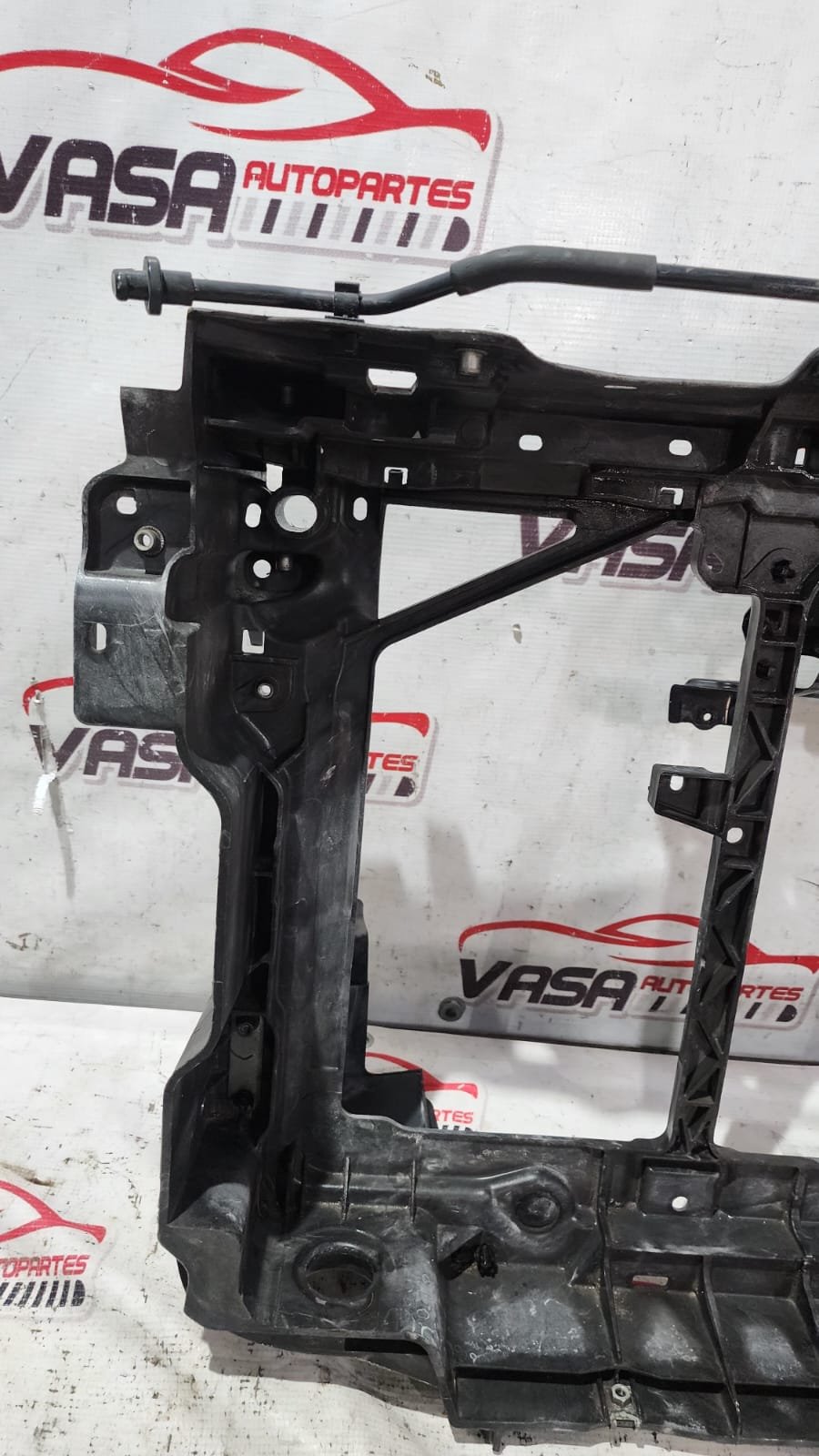 marco de radiador original mazda 3 2014–2018 marco de radiador original mazda 3 2014–2018