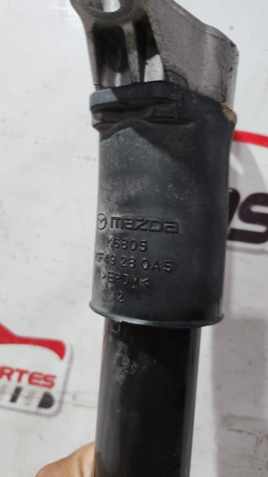par de amortiguadores traseros originales mazda 3 2014–2018 par de amortiguadores traseros originales mazda 3 2014–2018