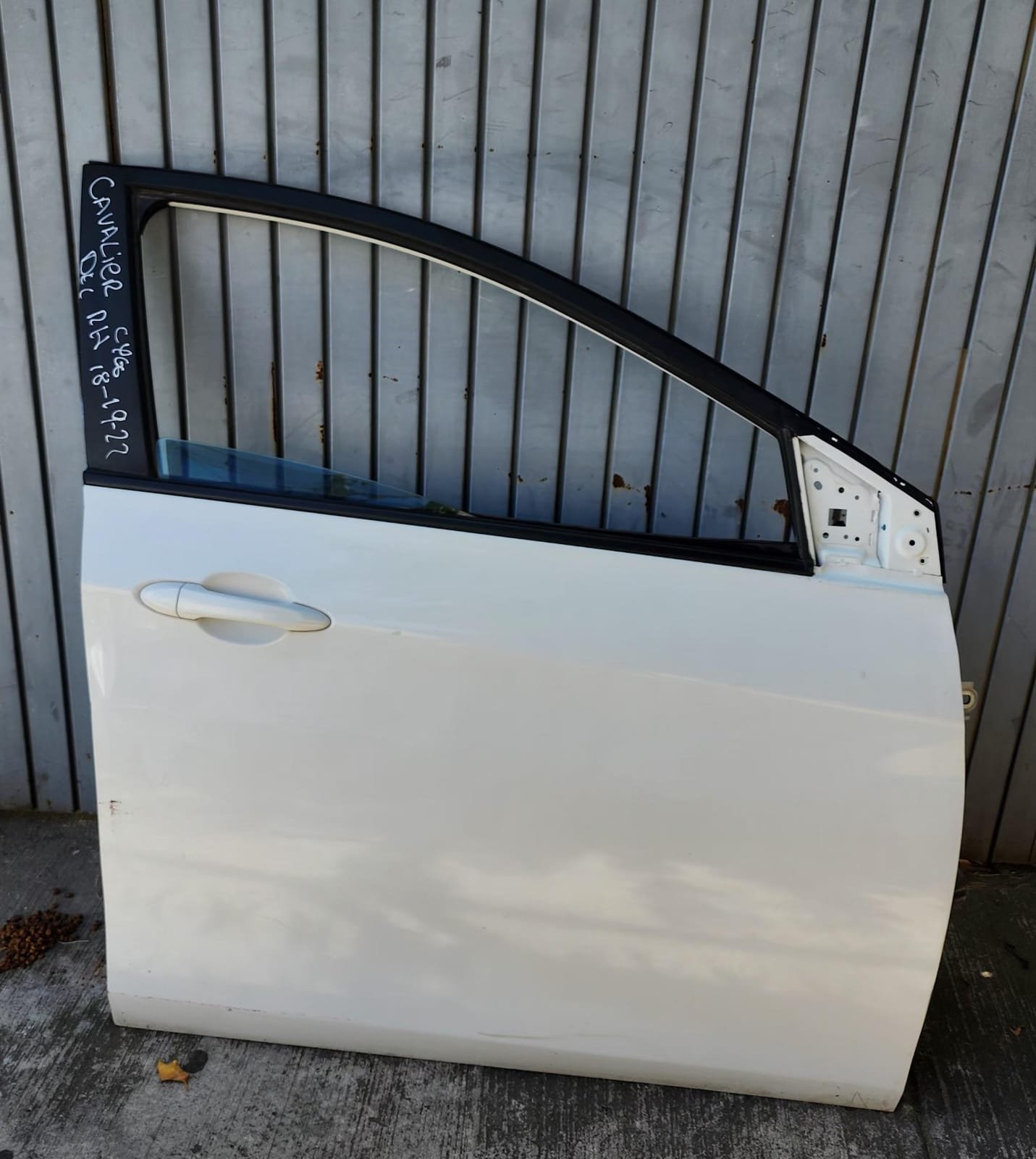 puerta delantera derecha completa chevrolet cavalier 2018–2021 puerta delantera derecha completa chevrolet cavalier 2018–2021