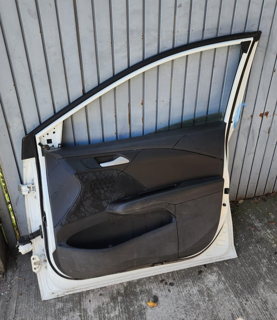 puerta delantera derecha completa chevrolet cavalier 2018–2021 puerta delantera derecha completa chevrolet cavalier 2018–2021