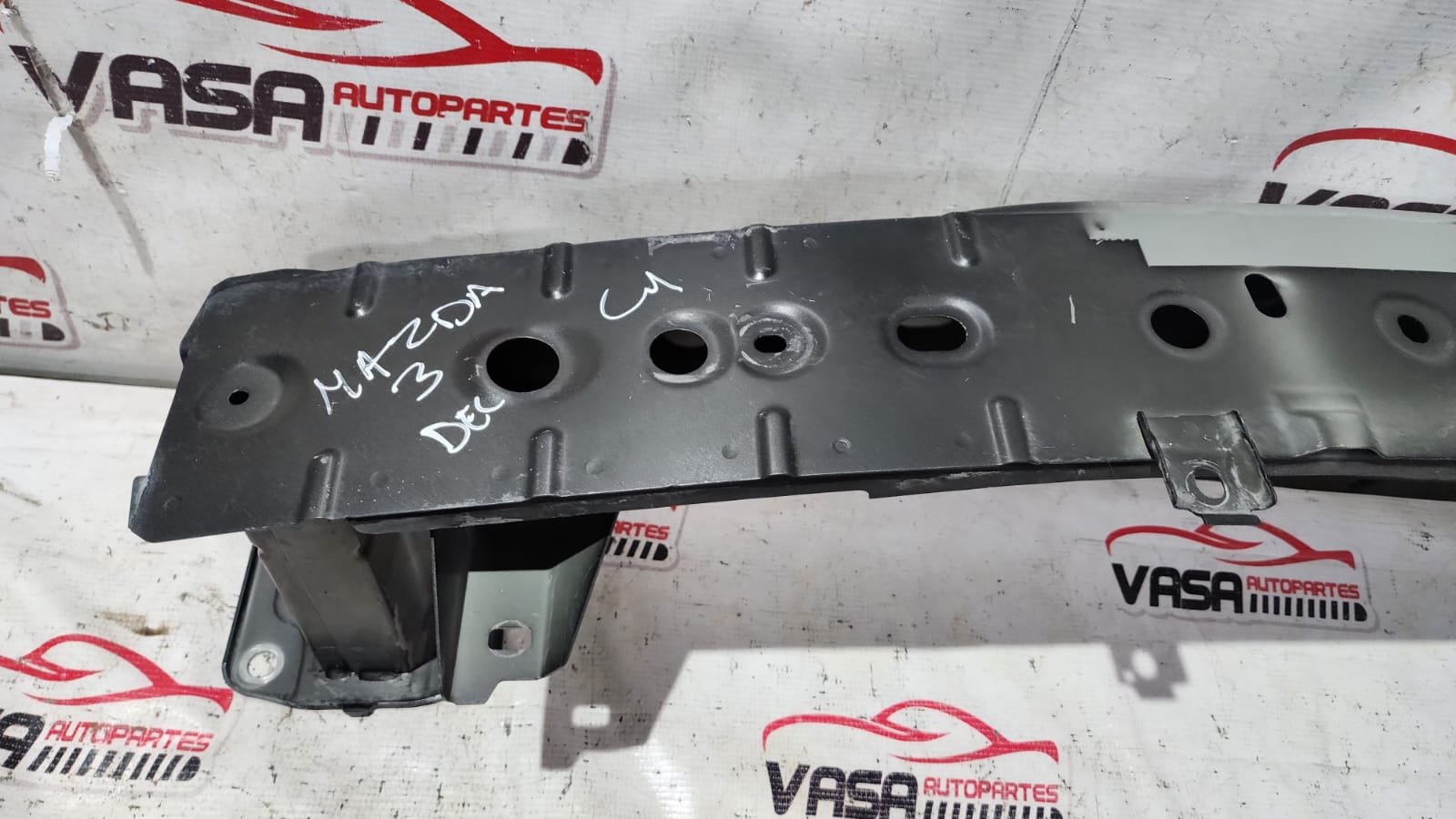 refuerzo delantero de parachoques mazda 3 2014–2018 refuerzo delantero de parachoques mazda 3 2014–2018