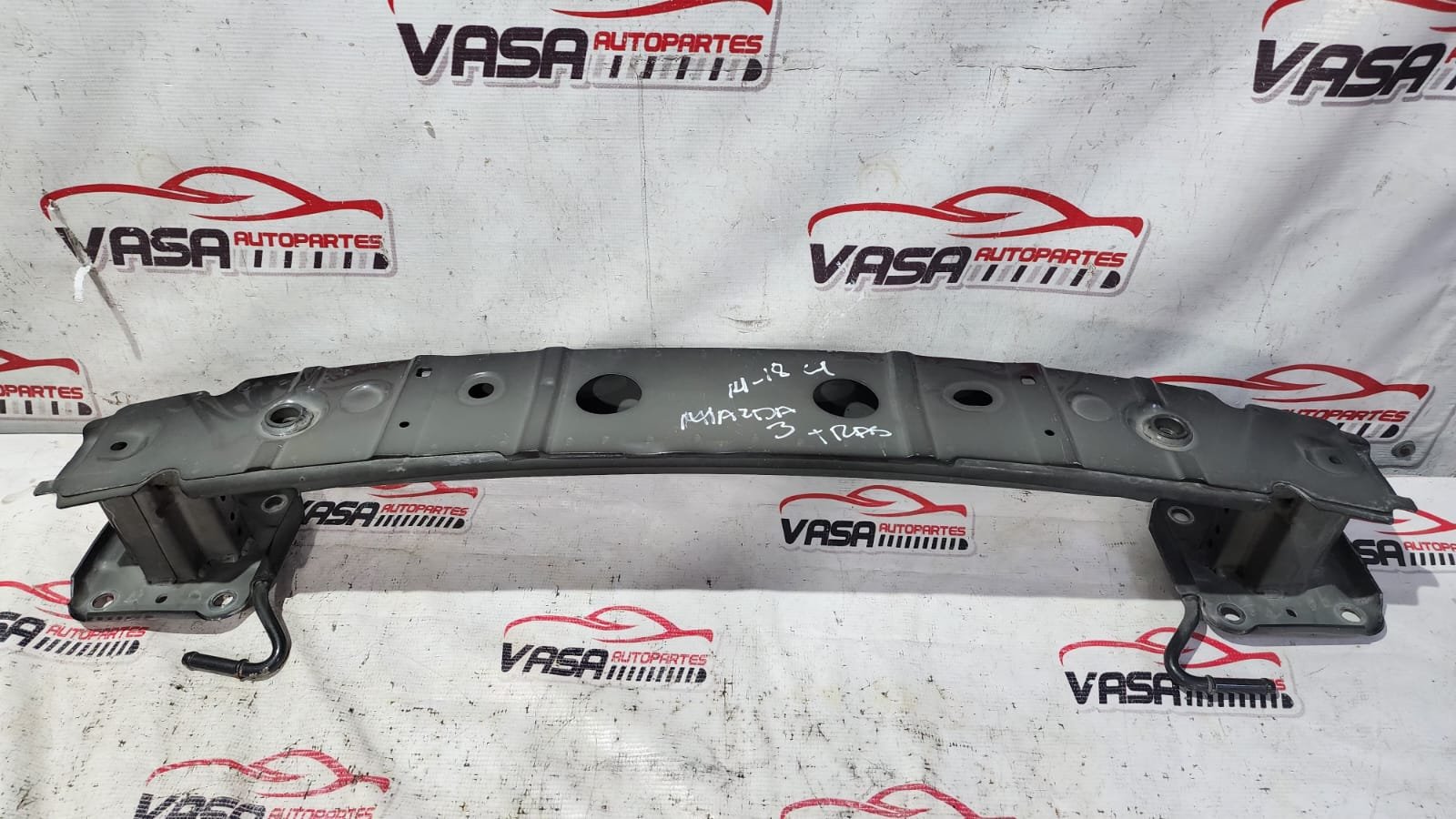 refuerzo trasero de parachoques mazda 3 sedan 2014–2018 refuerzo trasero de parachoques mazda 3 sedan 2014–2018