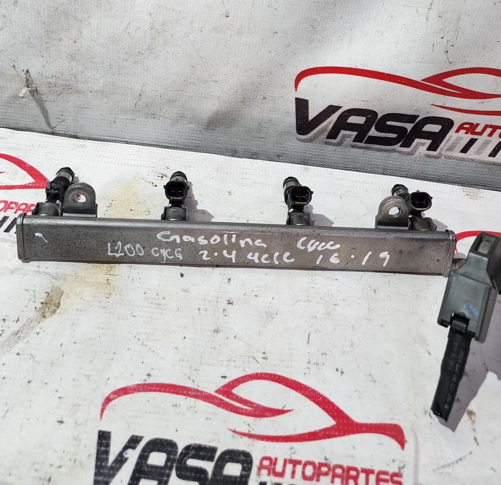 riel de inyectores gasolina mitsubishi l200 2016–2019 riel de inyectores gasolina mitsubishi l200 2016–2019