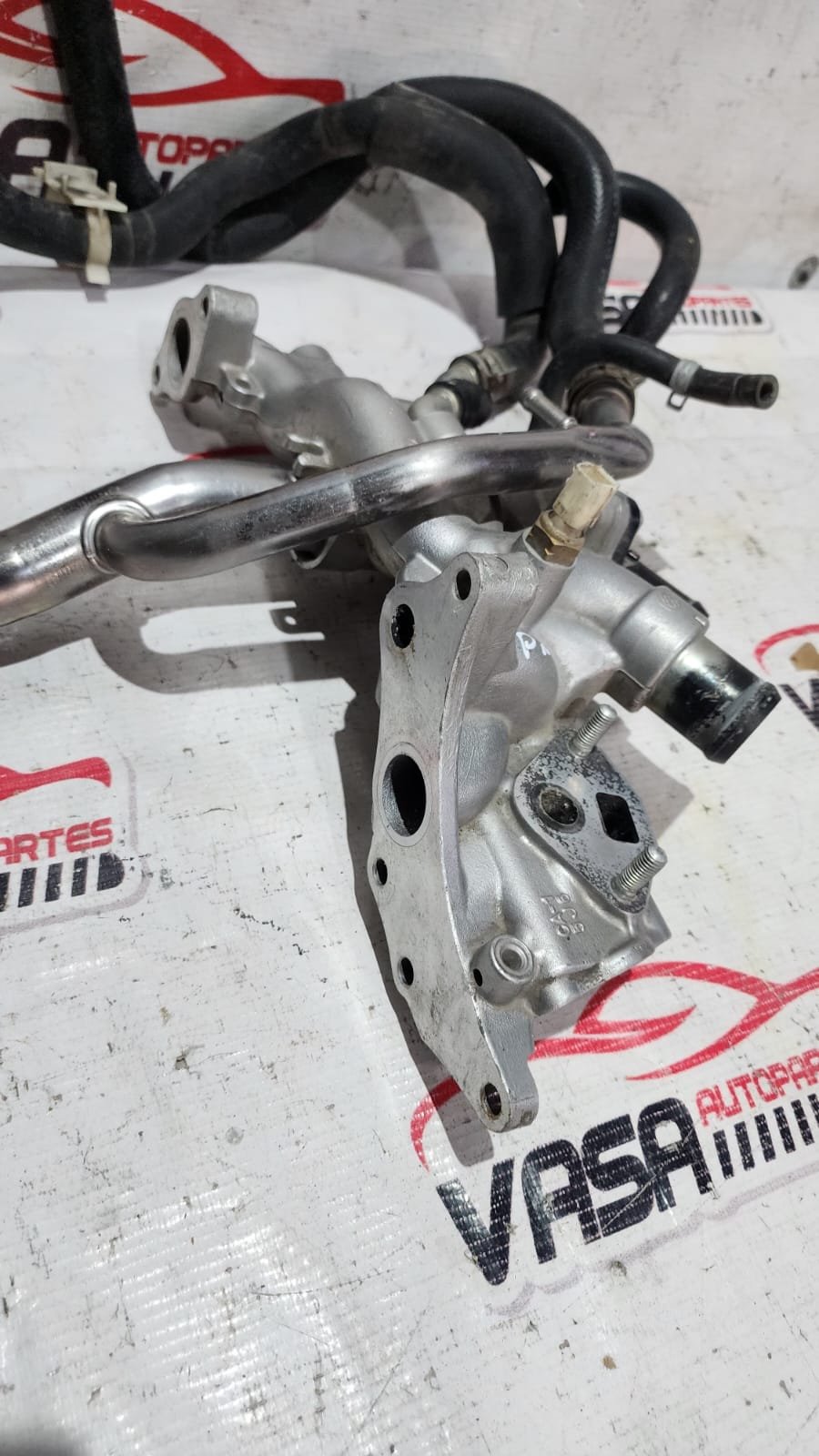toma de agua termostato honda pilot 2016/2022 toma de agua termostato honda pilot 2016/2022