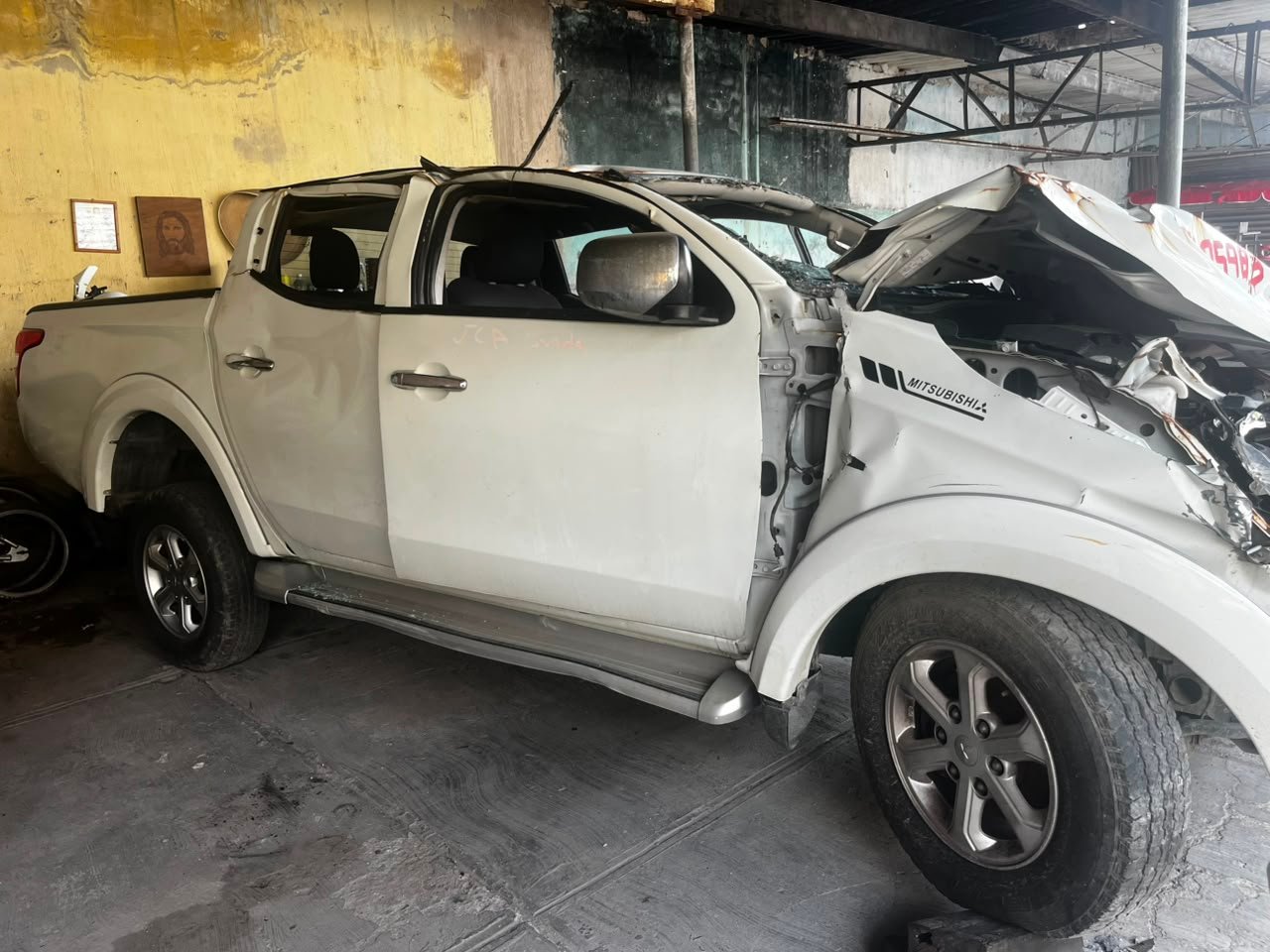 mitsubishi l 200 2019 gasolina para piezas mitsubishi l 200 2019 gasolina para piezas
