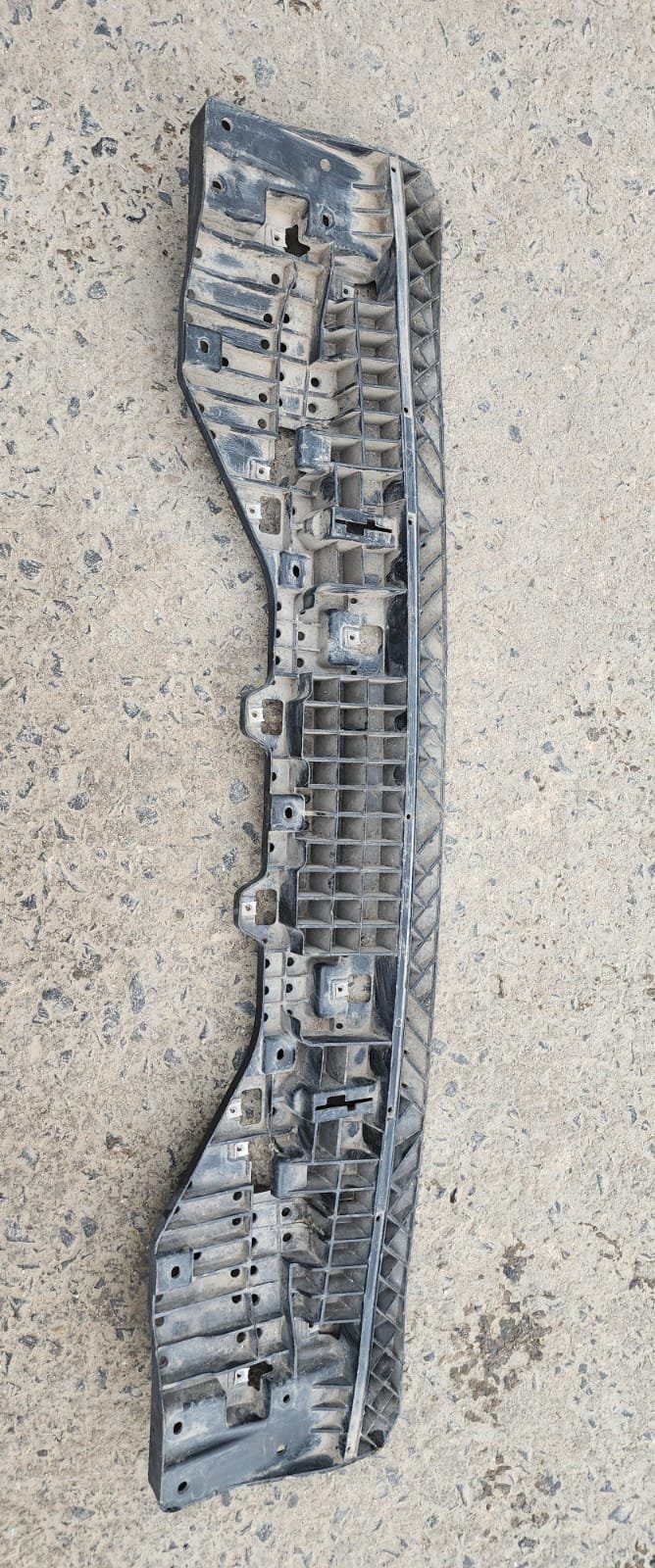 tolva inferior de fascia suzuki swift 2018–2022 tolva inferior de fascia suzuki swift 2018–2022