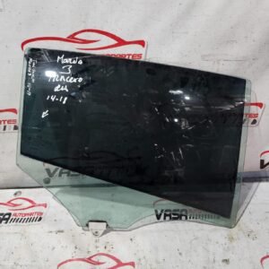 cristal trasero derecho mazda 3 2014–2018