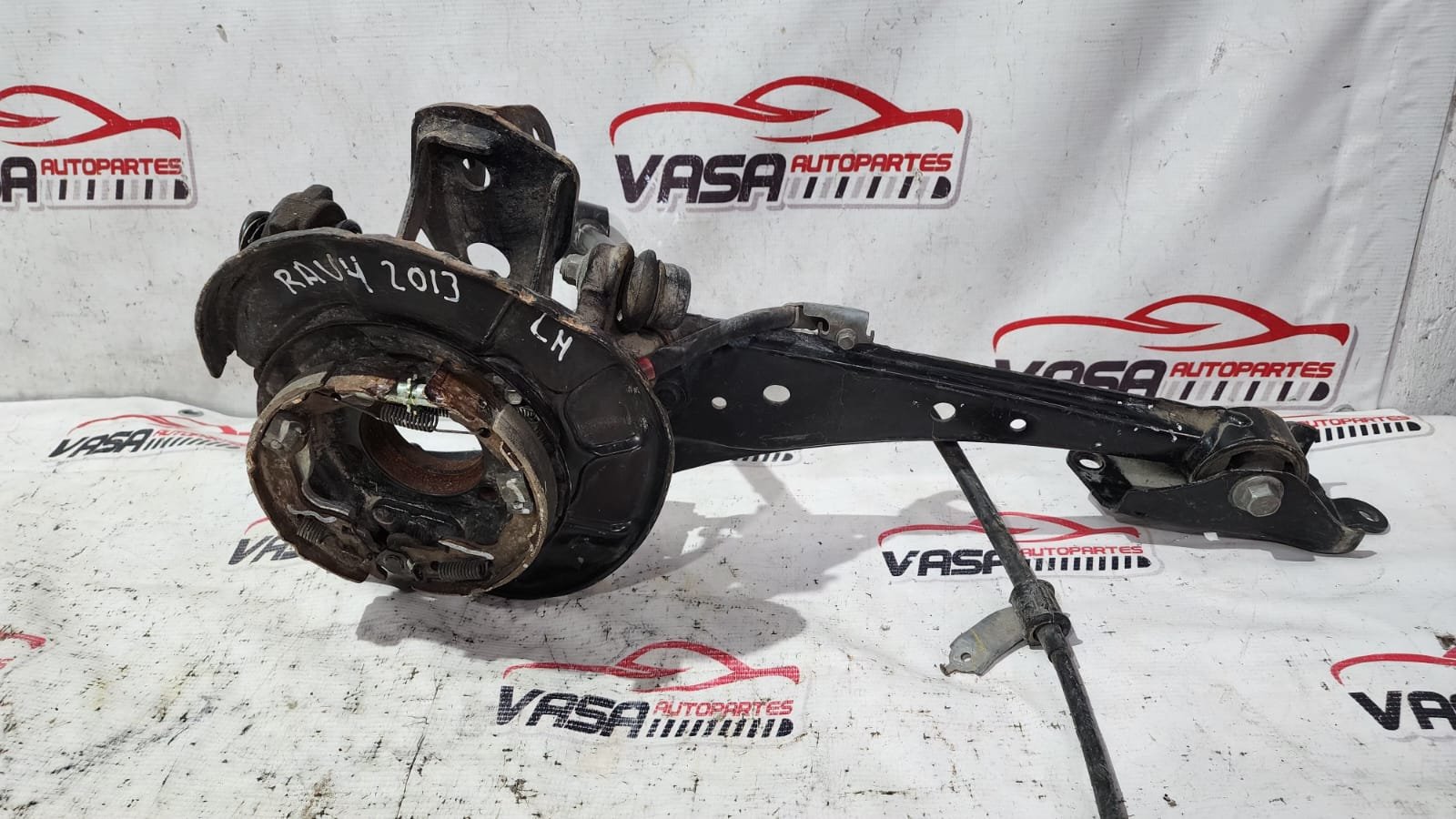 portamango trasero izquierdo toyota rav4 2013–2017 portamango trasero izquierdo toyota rav4 2013–2017