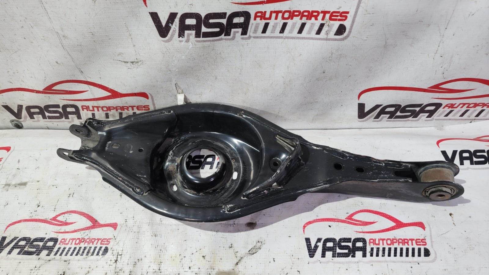 tirante / brazo trasero izquierdo mazda 3 2014–2018 tirante / brazo trasero izquierdo mazda 3 2014–2018