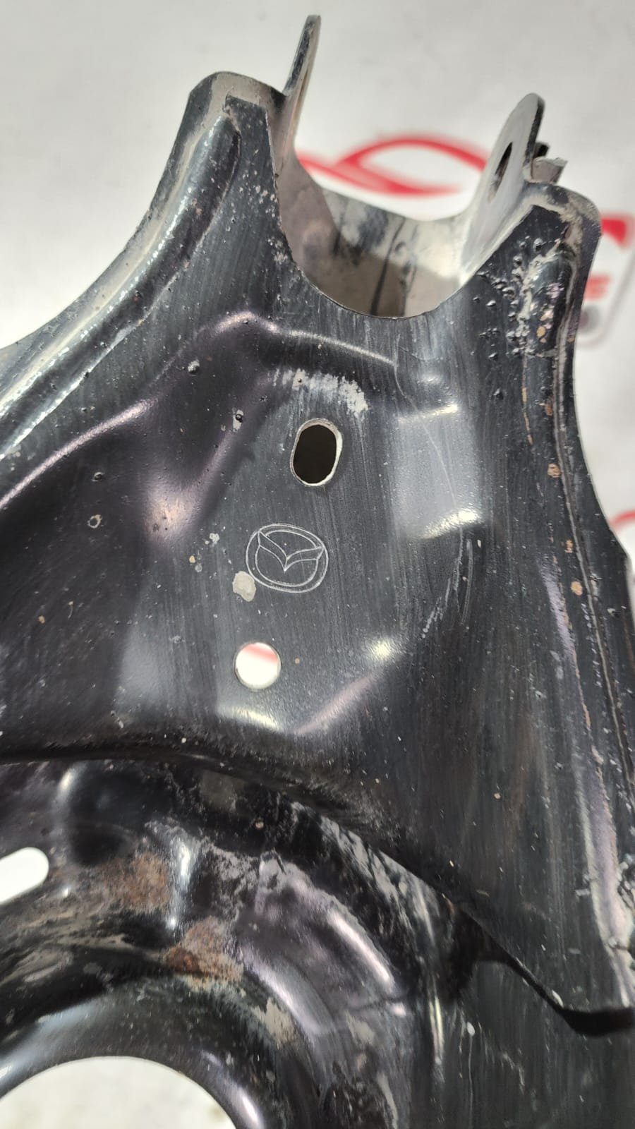 tirante / brazo trasero izquierdo mazda 3 2014–2018 tirante / brazo trasero izquierdo mazda 3 2014–2018